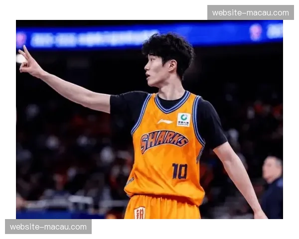 上海114-80大胜南京 偰李永炜弗格合砍45分