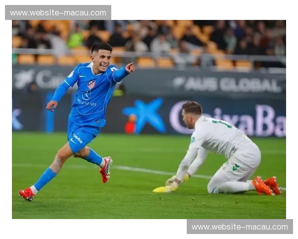 卢克曼左路内切与传中比例统计 马竞进攻套路因新援更加丰富