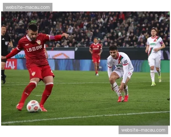 奥格斯堡失51球防守端问题明显 防守落位速度与协同性待提升 奥格斯堡失51球防守端问题明显 防守落位速度与协同性待提升